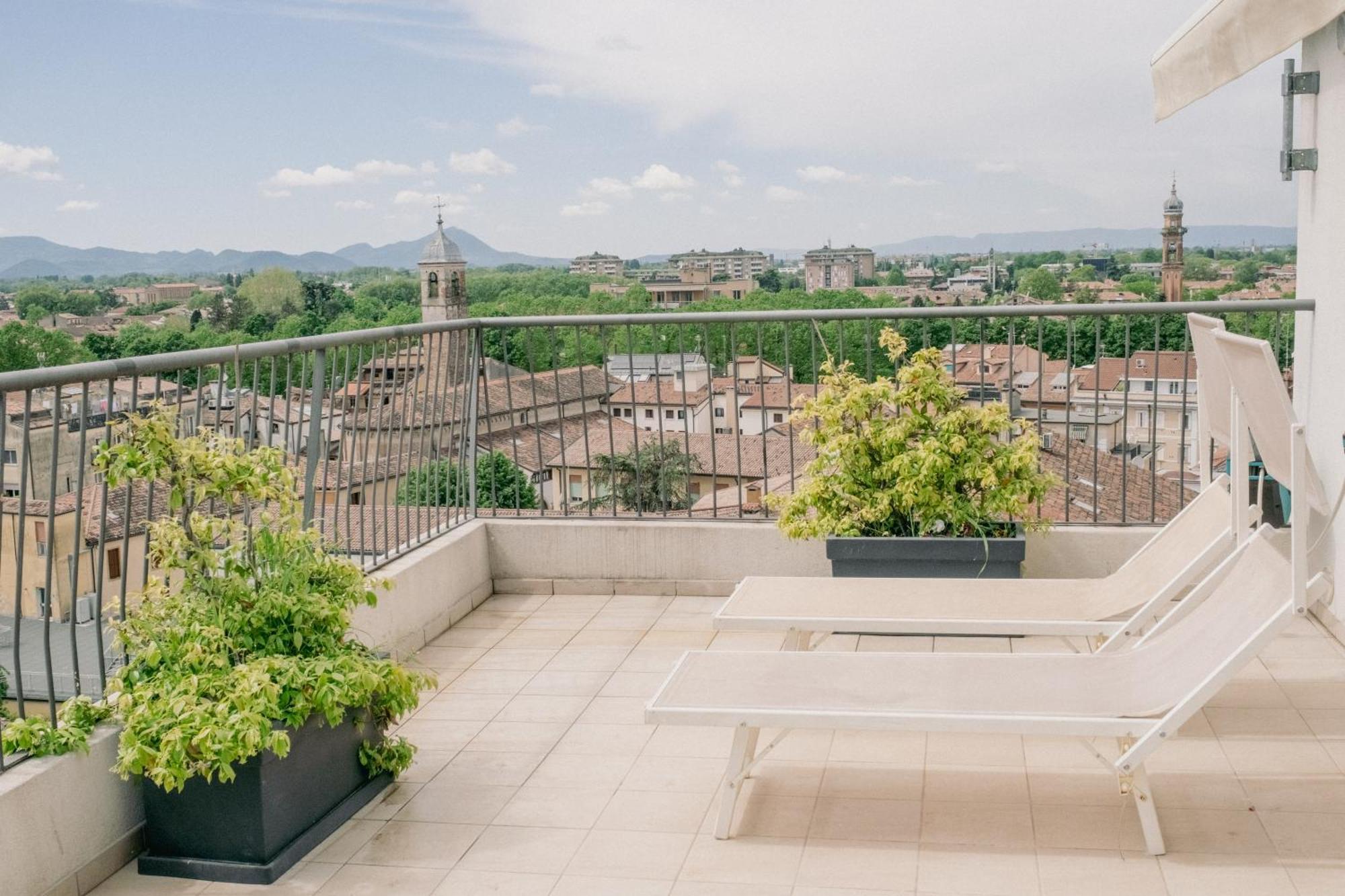 M14 Skyview City Center Padua Exterior foto